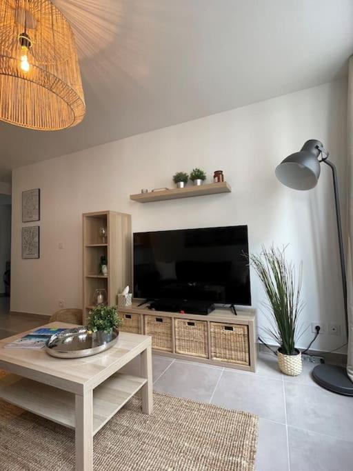 Appartement T2 La Ferte Gaucher A 200M Du Centre Buitenkant foto